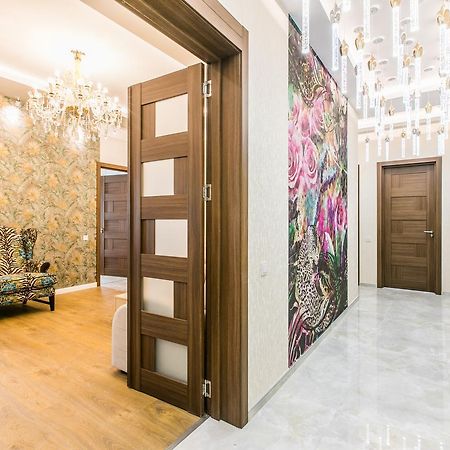 Sweet Home 6 Vip At Rustaveli Avenue Tiflis Dış mekan fotoğraf