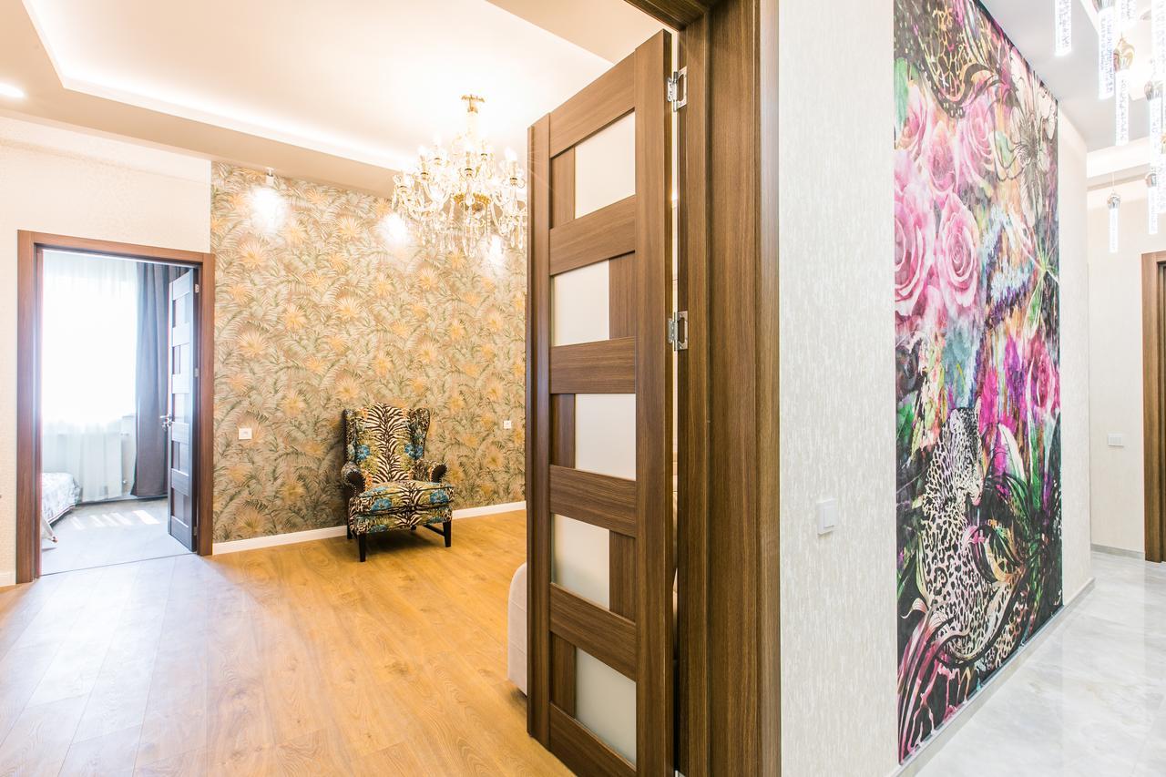 Sweet Home 6 Vip At Rustaveli Avenue Tiflis Dış mekan fotoğraf